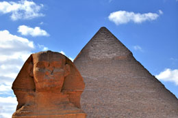 Einzigartige Kulturdenkmäler - Sphinx und Cheops-Pyramide